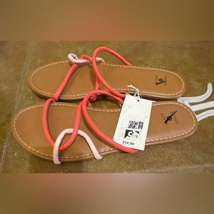 Women’s flats size 9.